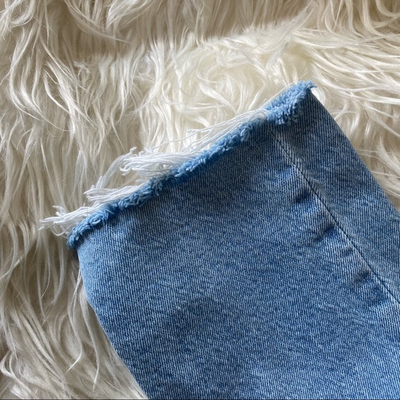 Levi’s light wash “wedgie” jeans - Picture 5 of 5